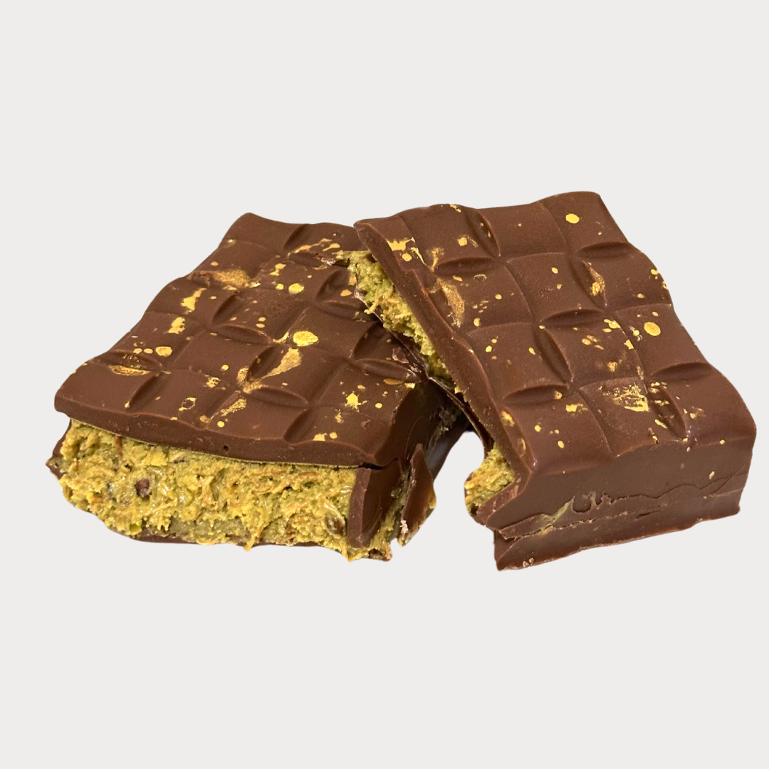 Knafeh Pistachio Chocolate Bar