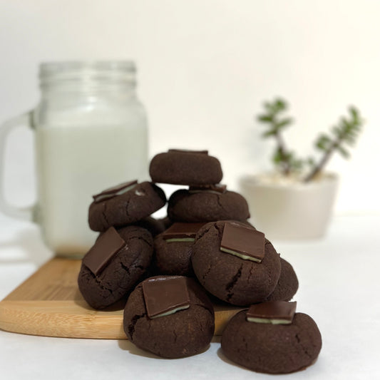 Besos dobles de menta con chispas de chocolate (caja de 12)